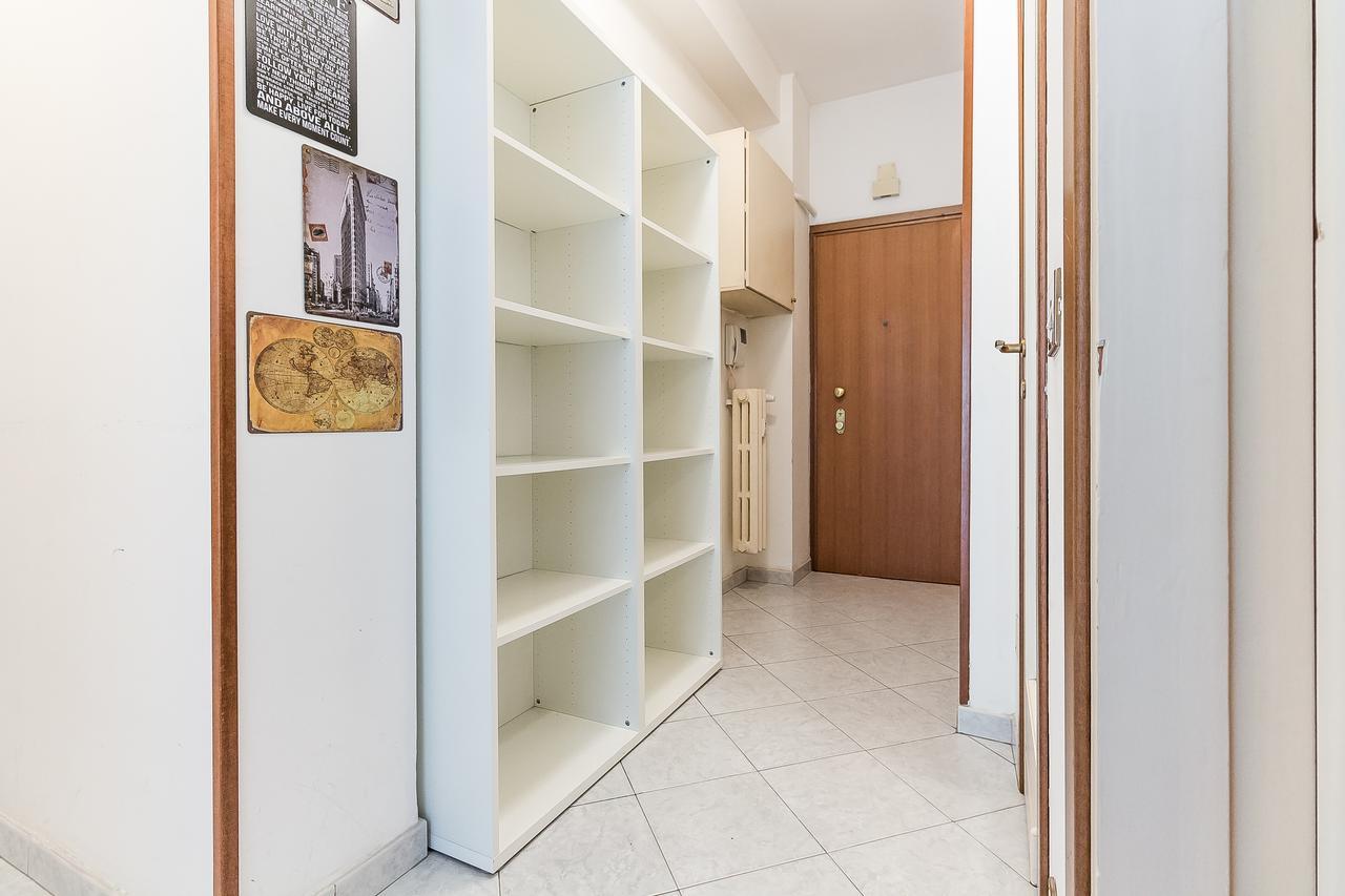 Appartement Alessia'S Flat- Darsena Porta Genova M2 à Milan Extérieur photo