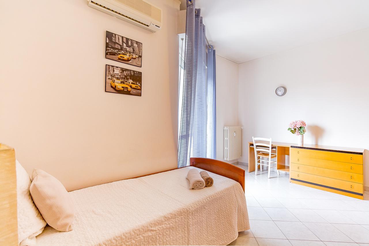 Appartement Alessia'S Flat- Darsena Porta Genova M2 à Milan Extérieur photo